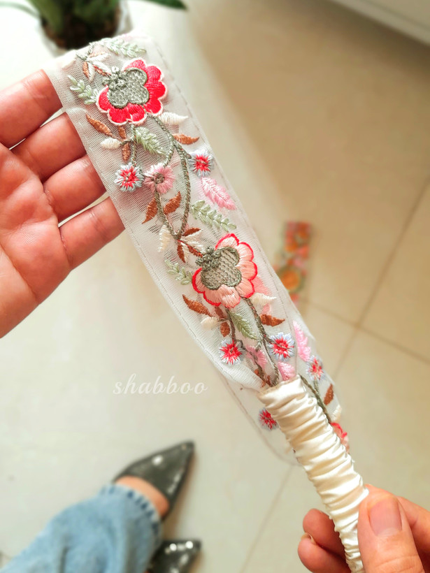 هدبند زنانه سوزندوزی مدل بهار
